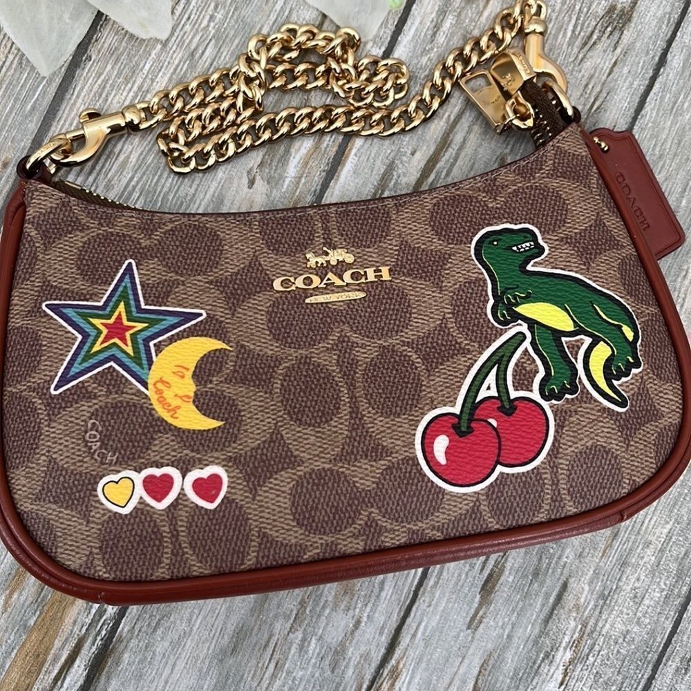 Teri Mini Crossbody Shoulder Bag In Signature Canvas With Sticker Print Purse - Picture 2 of 6